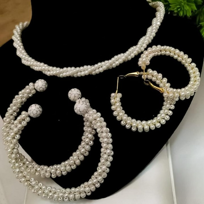 Pearl Necklace & Earrings Set