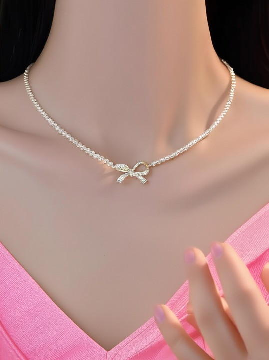 Luxury Bow Pearl Necklace | Golden