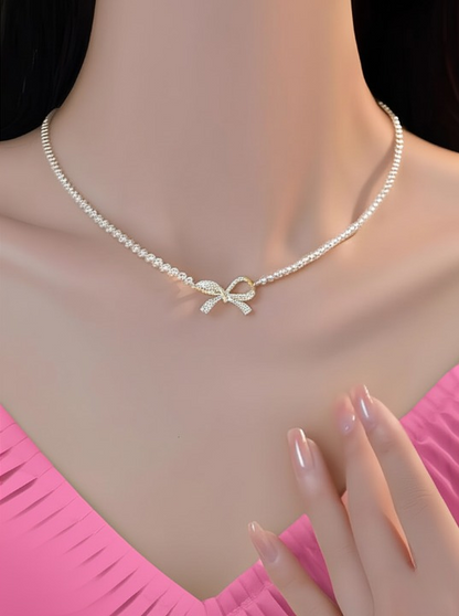 Luxury Bow Pearl Necklace | Golden