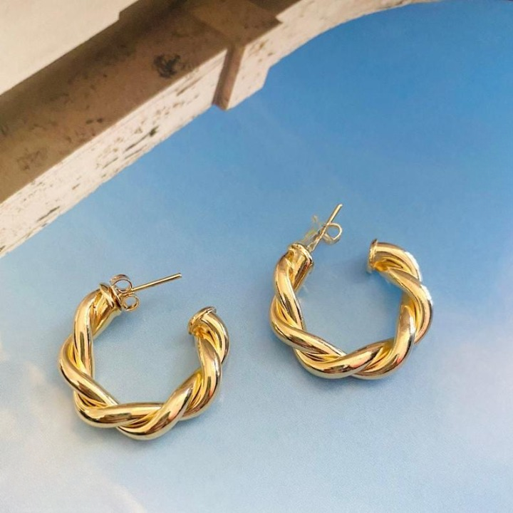 Luxury Twisted Sparkle Earrings