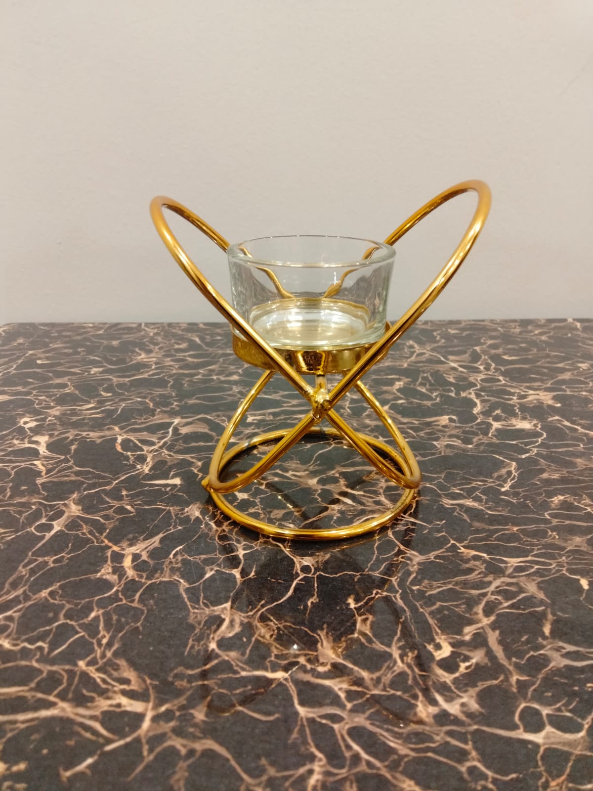 Noir Aura Candle Stand