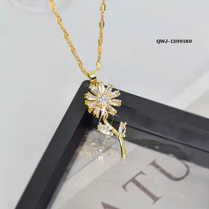 Luxury Rotating Flower Necklace
